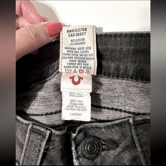 NWT True Religion Womens Sz 29 Designer Petite Denim Skinny Jeans Black Short - Picture 9 of 12